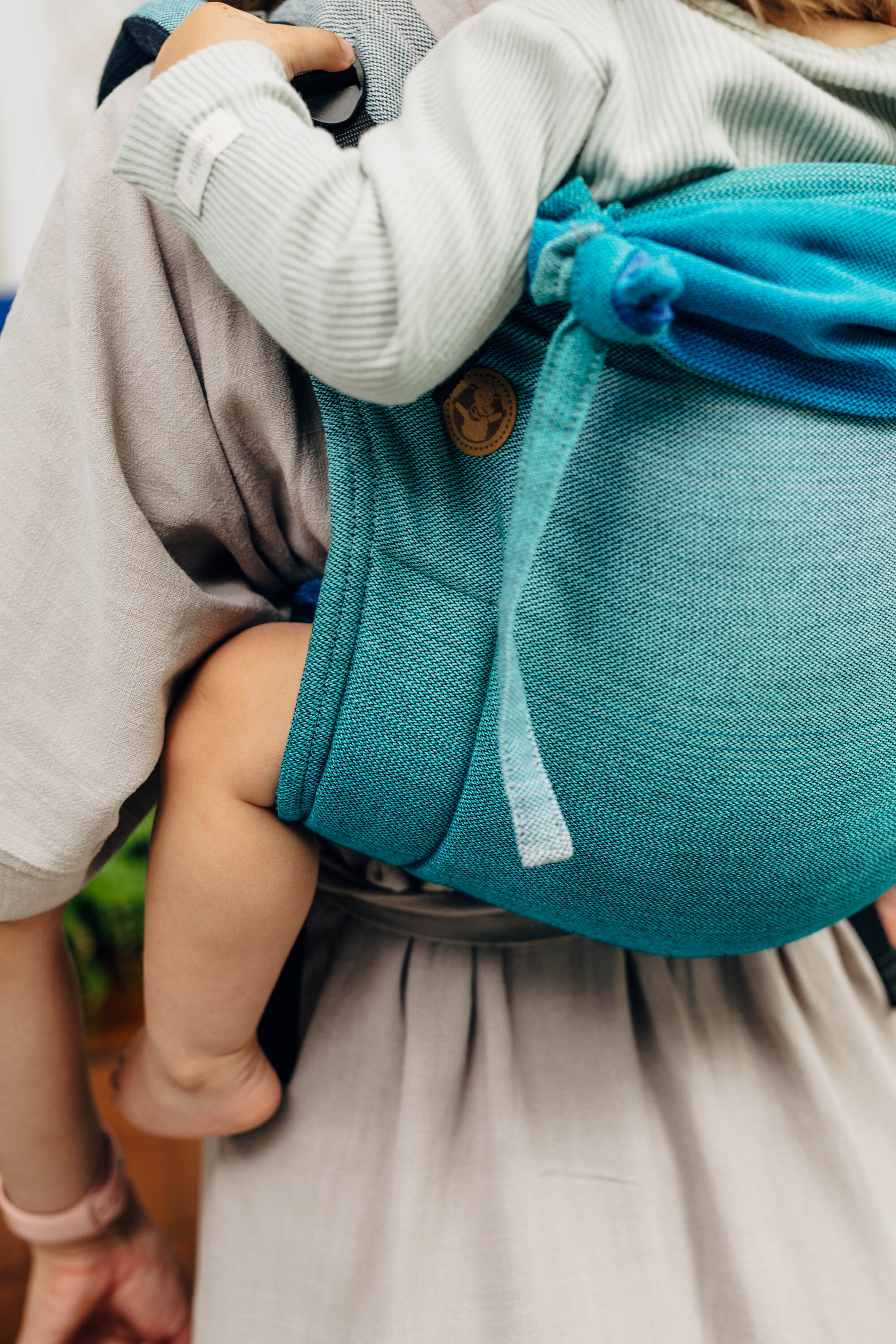 Top 3 Reasons Parents Love the Onbuhimo – Mama & Roo's