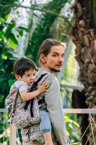 Hexaflowers - Mirror preschool soft structured baby carrier