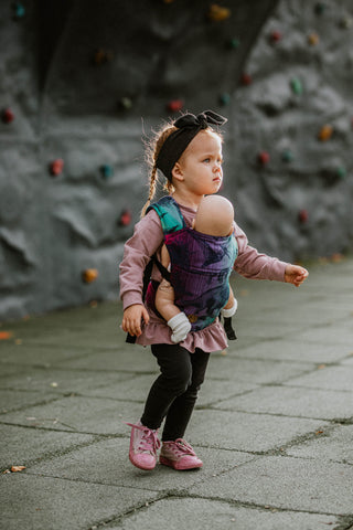 Doll Carrier in Jurassic Park - New Era print