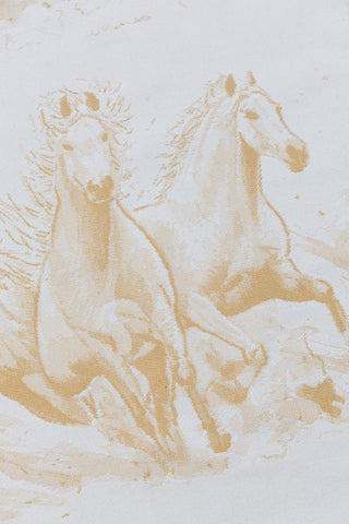 Gallop Palomino Standard