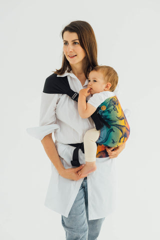 LennyHip Hip Sling Baby Carrier in Jurassic Park New Era Design