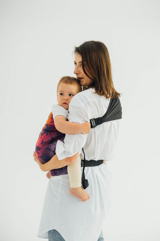 LennyHip Hip Sling Baby Carrier in Jurassic Park New Era Design'