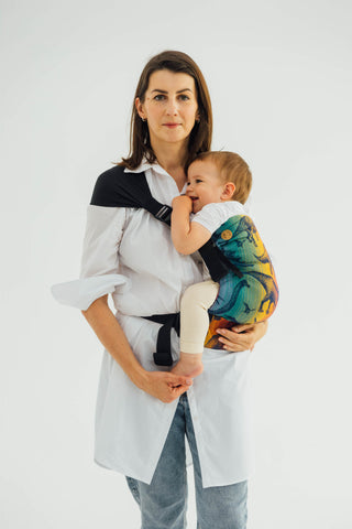 LennyHip Hip Sling Baby Carrier in Jurassic Park New Era Design