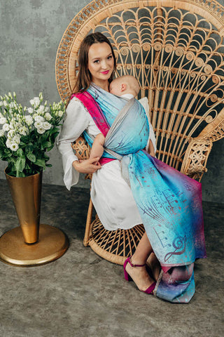 Symphony Blaze long wove wrap, model seated