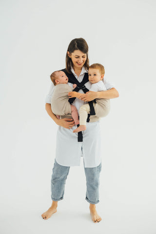 LennyTwin twin and hip carrier in peanut butter design