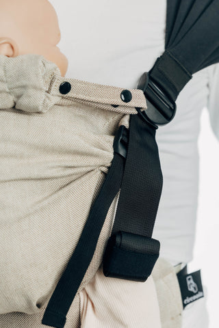 Baby carrier hood in design Peanut Butter