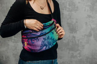 Wrap conversion waist bag - large - in design Jurassic Park New Era
