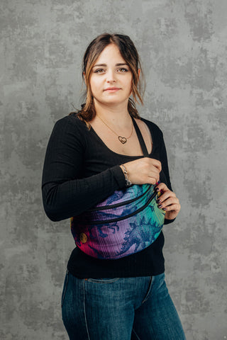 Wrap conversion waist bag - large - in design Jurassic Park New Era