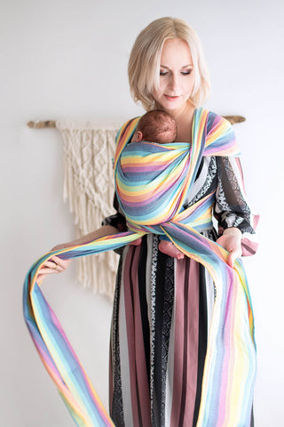 Long woven wrap for preemies in print Luna