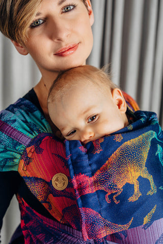 Wrap Tai in Jurassic Park - New Era print